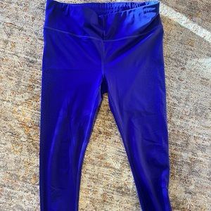 Athleta Velocity Laser Cute Leggings, S